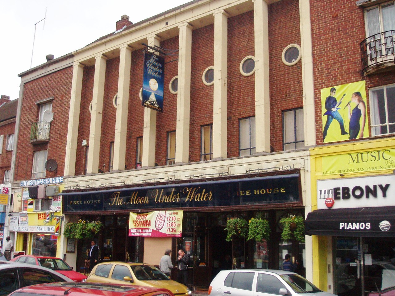 Moon Under Water, The Hyde, Colindale